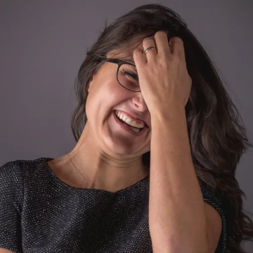 Interview de Cindy Triaire de Tremplin Carrière : Rebondir dans sa carrière : coaching, prise de parole et optimisme au service des professionnels